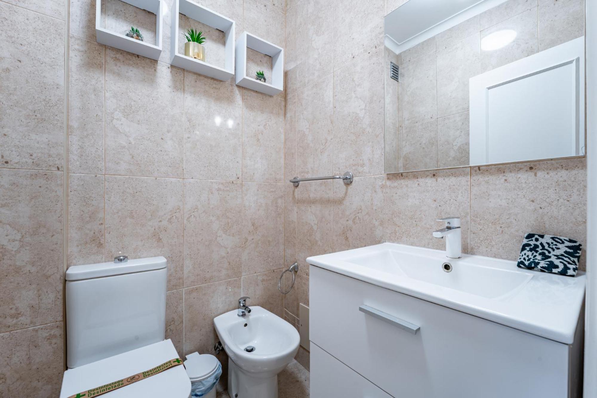 Cozy And Quiet Spacious Flat Вила-Нова-ди-Гая Экстерьер фото