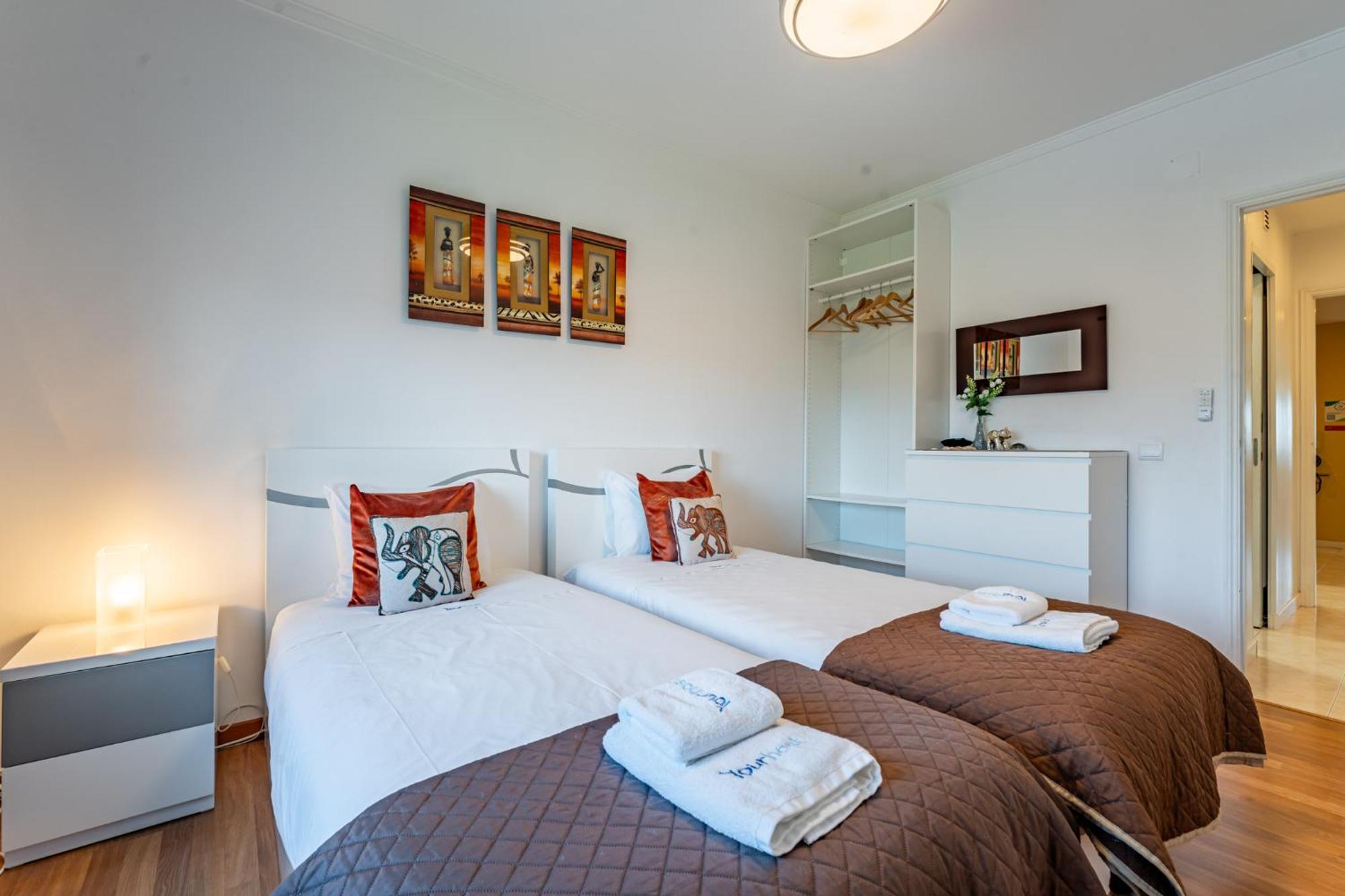 Cozy And Quiet Spacious Flat Вила-Нова-ди-Гая Экстерьер фото